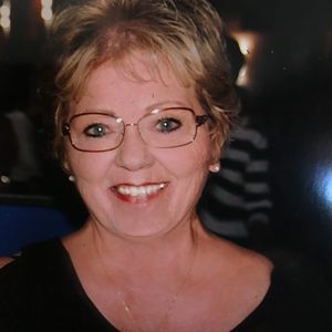 Meet your Posher, Sandi